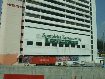 karamunsing.jpg